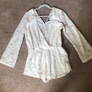 Lace white romper